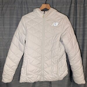 New Balance Women's Light Gray Puffer Jacket